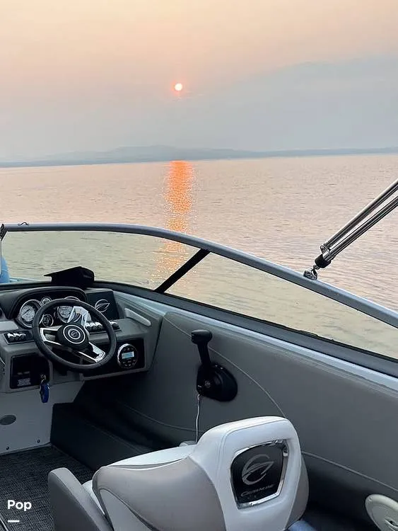 Slide: The Image of Crownline Boats 215 SS 2020 - 16006204