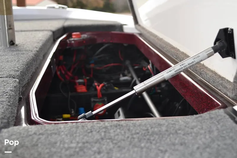 Slide: The Image of Batteries - 16050112