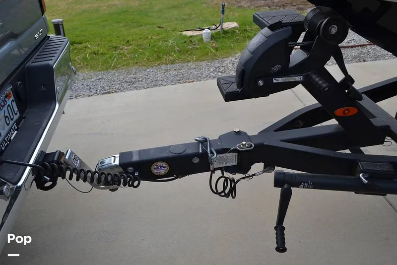 Slide: The Image of Breakaway Hitch - 16050108