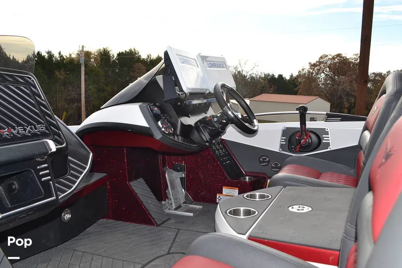 Slide: The Image of Cockpit Seating - 16050101