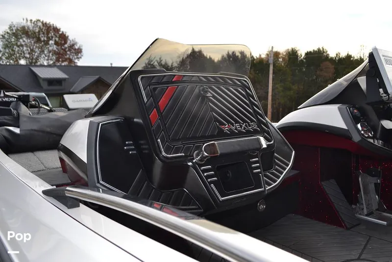 Slide: The Image of Glove Box - 16050100