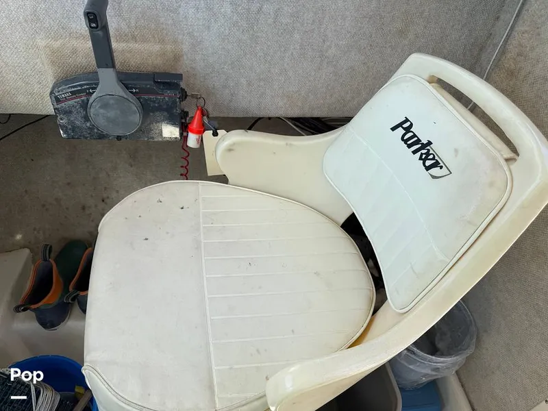 Slide: The Image of Captains Chair - 16385338