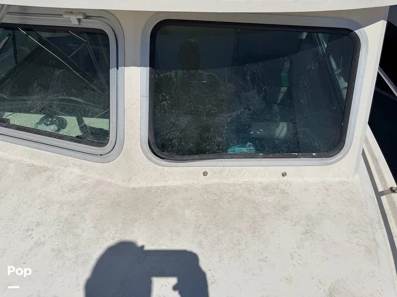 Slide: The Image of Parker 2120 Sport Cabin 2003 - 16385355