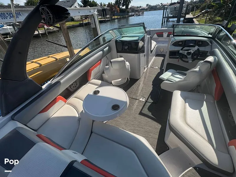 Slide: The Image of Four Winns HD240 2017 - 16064341