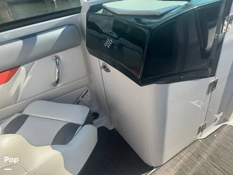 Slide: The Image of Four Winns HD240 2017 - 16064358