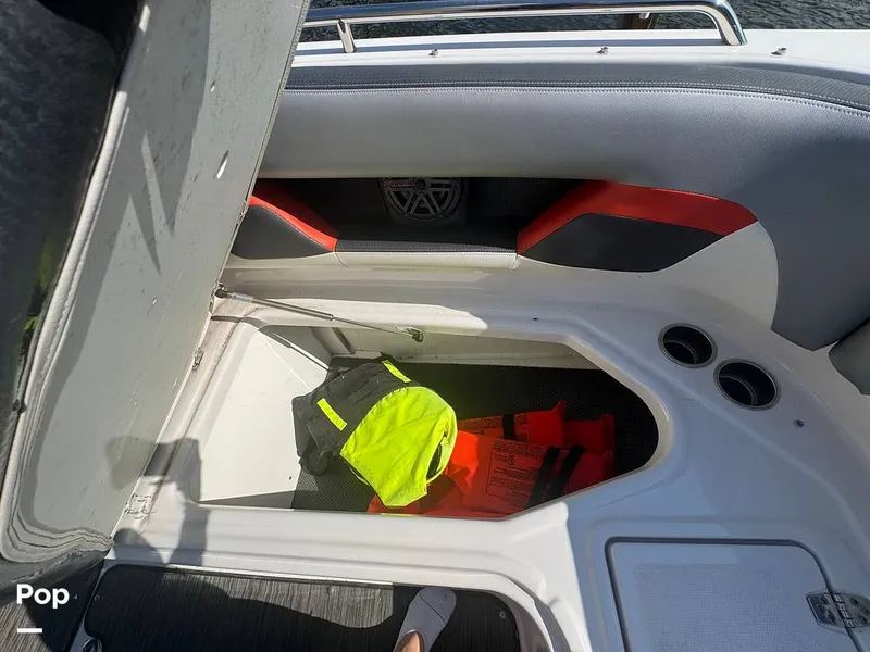 Slide: The Image of Four Winns HD240 2017 - 16064370