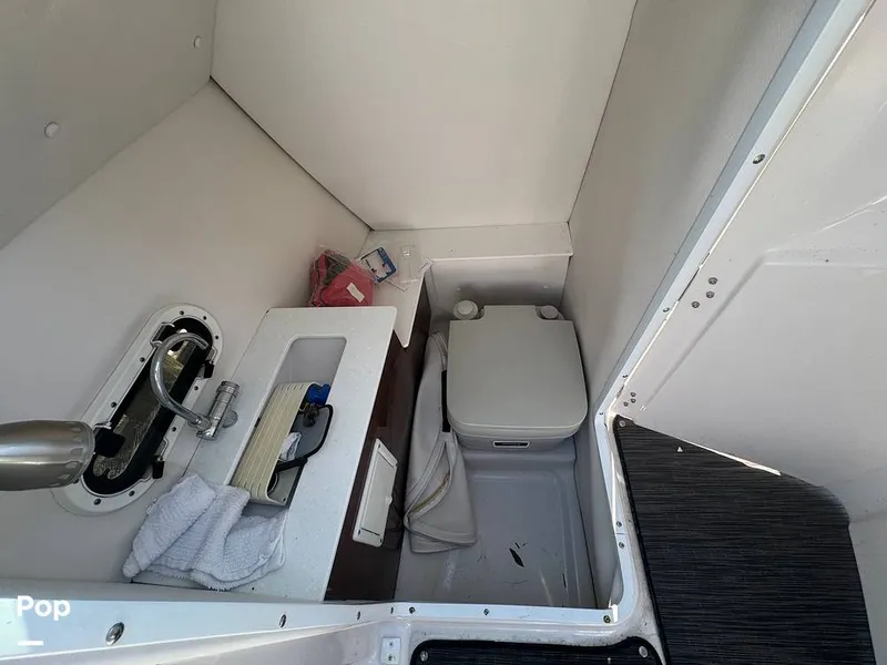 Slide: The Image of Four Winns HD240 2017 - 16064378