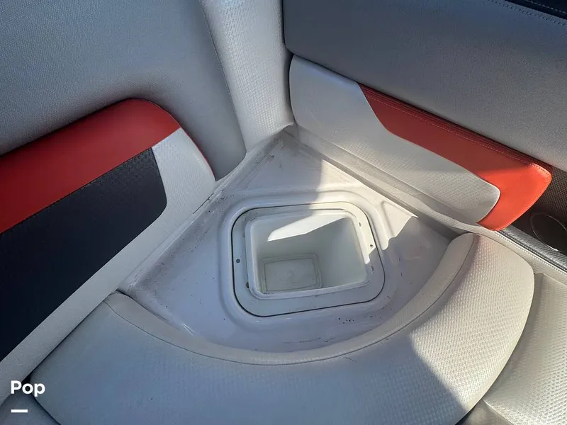 Slide: The Image of Four Winns HD240 2017 - 16064390