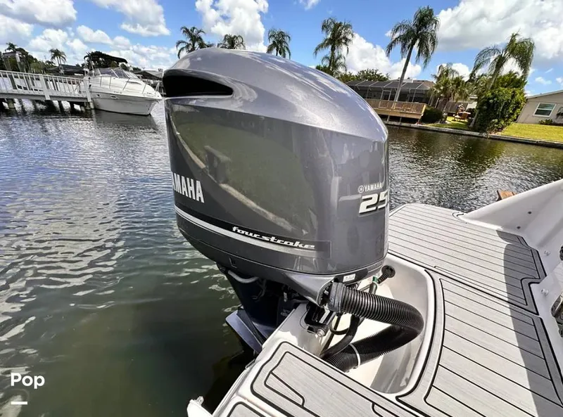 Slide: The Image of Four Winns HD240 2017 - 15997716