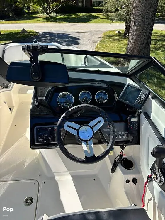 Slide: The Image of Sea Ray SPX 210 2017 - 16089899