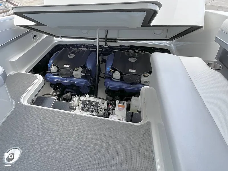 Slide: The Image of Engine Hatch - Electric - 16300347