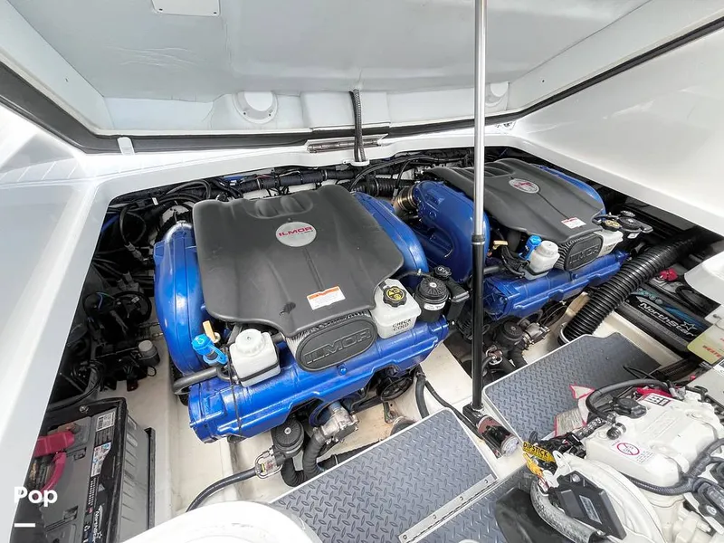 Slide: The Image of Formula 330 CBR 2022 - 16300351