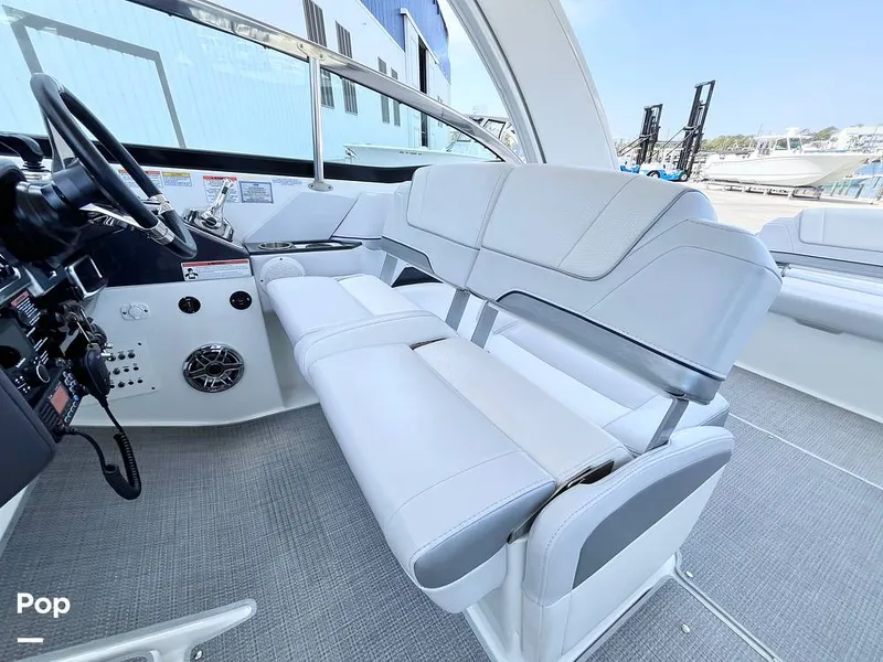 Slide: The Image of Formula 330 CBR 2022 - 16300267