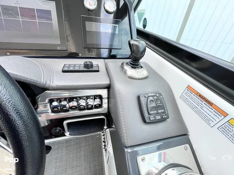 Slide: The Image of Joystick Control - 16300270