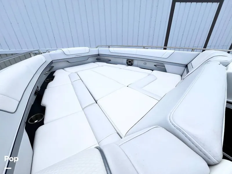 Slide: The Image of Sun Pad - Bow - 16300339