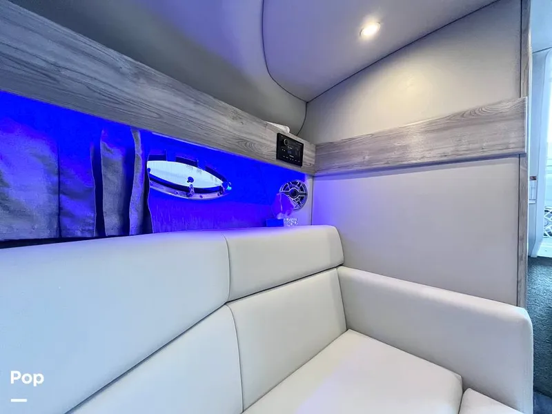 Slide: The Image of Cabin Lighting - 16300289