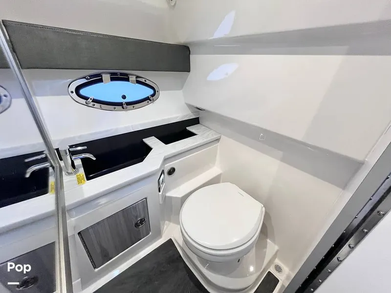 Slide: The Image of Head - 16300296