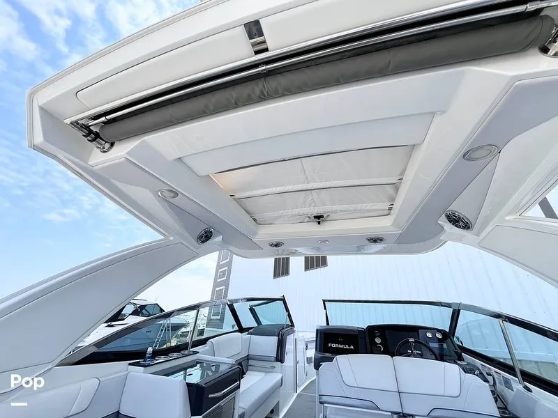 Slide: The Image of Sliding Sun Roof - 16300254