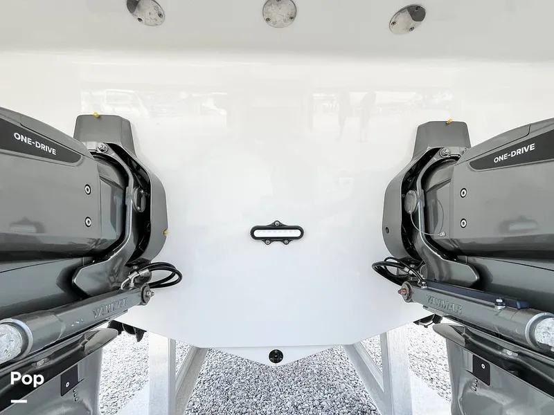 Slide: The Image of Underwater Lights - 16300232