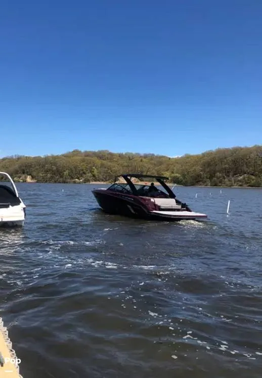 Slide: The Image of Cruisers Yachts 338 Palm Beach 2018 - 15992493