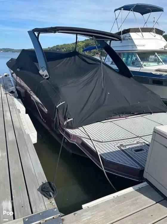 Slide: The Image of Cruisers Yachts 338 Palm Beach 2018 - 15992479