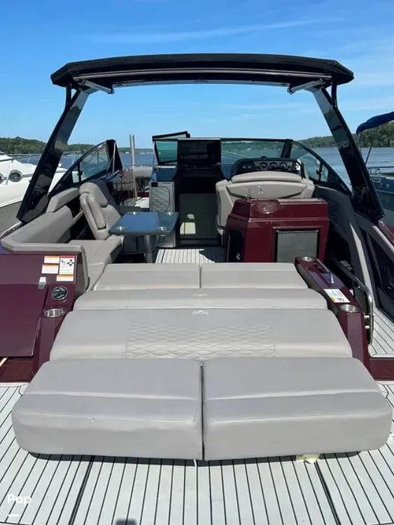 Slide: The Image of Cruisers Yachts 338 Palm Beach 2018 - 15992481