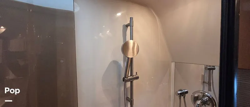 Slide: The Image of Regal Commodore 4060 2008 - 16026529