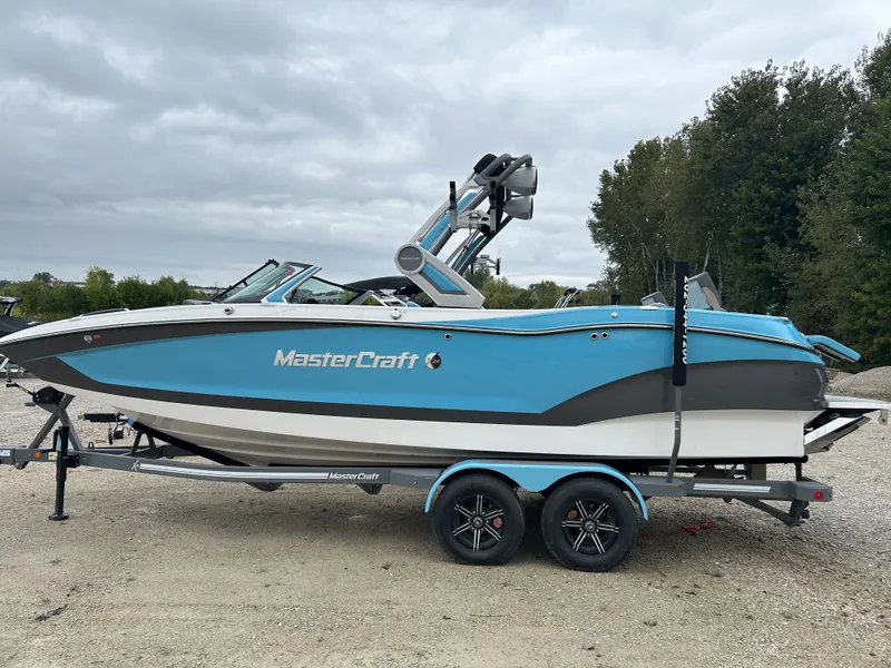 The Image of Mastercraft X24 2024 - 0