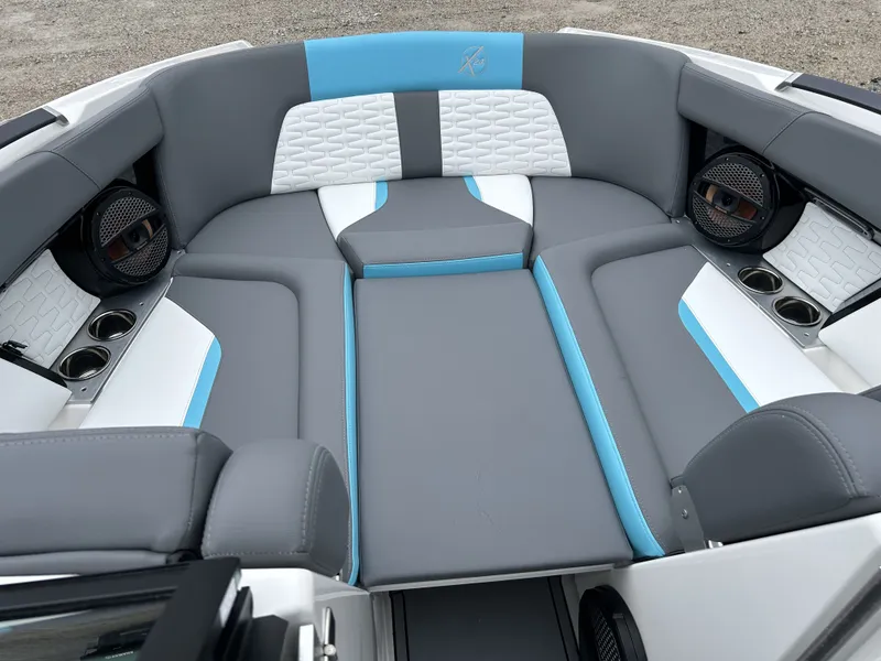 Slide: The Image of Mastercraft X24 2024 - 2