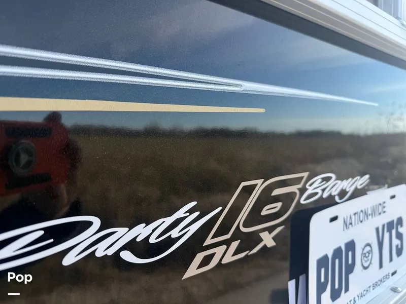 Slide: The Image of Sun Tracker Party Barge 16 DLX 2025 - 16056416