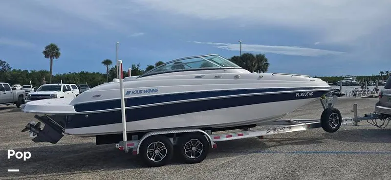 Slide: The Image of Four Winns Fun Ship 214 2005 - 15989928