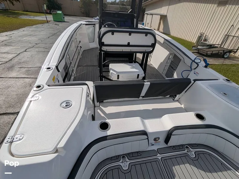 Slide: The Image of Fold Down Rear Seat - 16035638