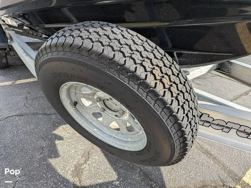 Slide: The Image of Spare Tire - 16035694