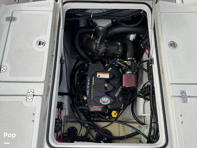 Slide: The Image of Scarab 195 Open 2019 - 16124093