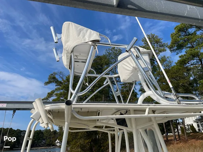 Slide: The Image of Tower Has Controls - 16167179