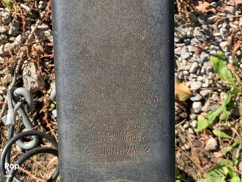 Slide: The Image of Bayliner VR5 2021 - 16060586