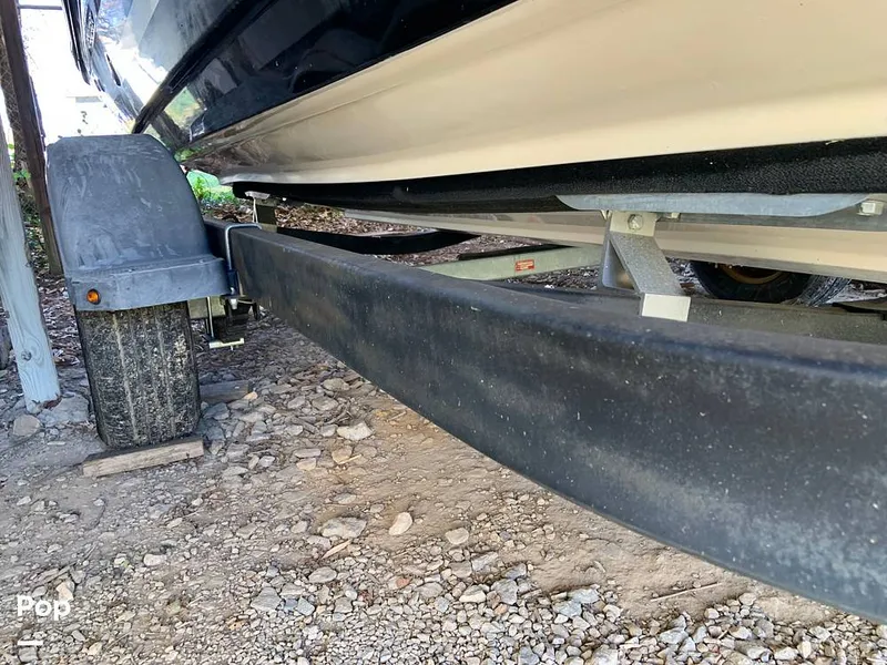 Slide: The Image of Bayliner VR5 2021 - 16060594