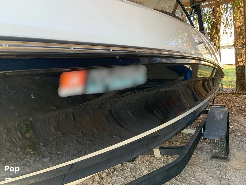 Slide: The Image of Bayliner VR5 2021 - 16060605