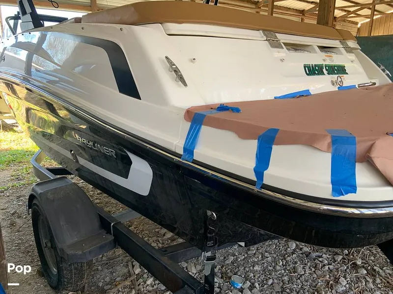 Slide: The Image of Bayliner VR5 2021 - 16060356