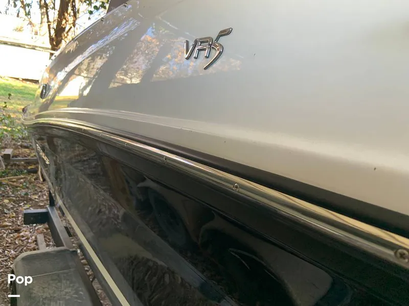 Slide: The Image of Bayliner VR5 2021 - 16060368