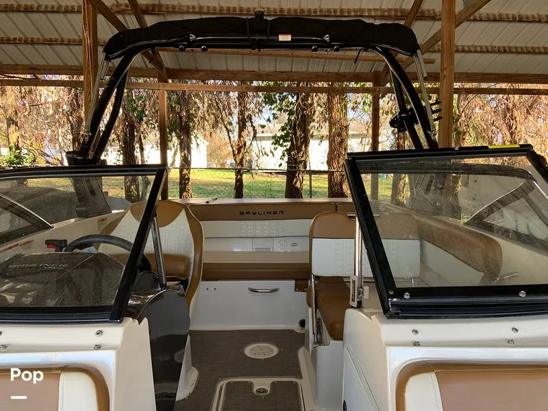 Slide: The Image of Bayliner VR5 2021 - 16060389