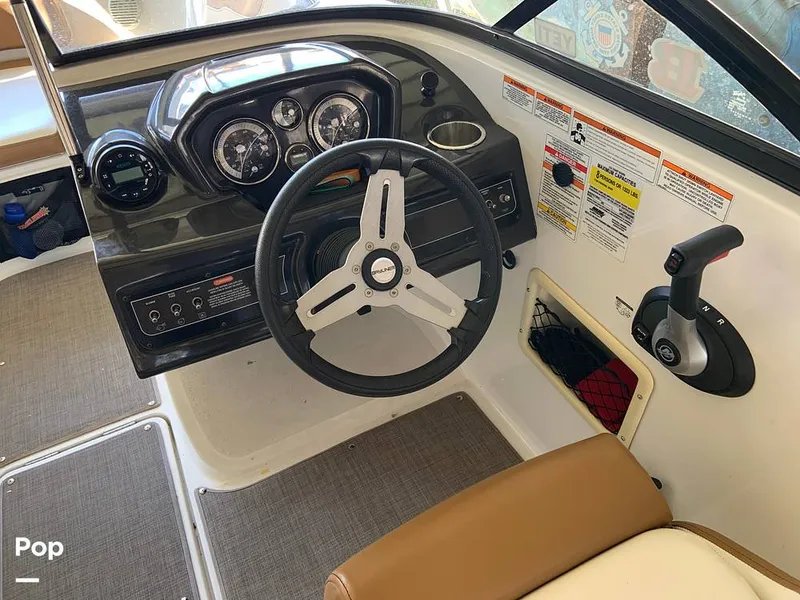 Slide: The Image of Bayliner VR5 2021 - 16060531