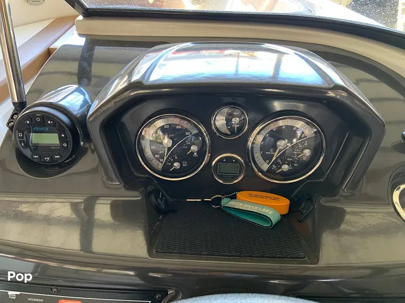 Slide: The Image of Bayliner VR5 2021 - 16060535