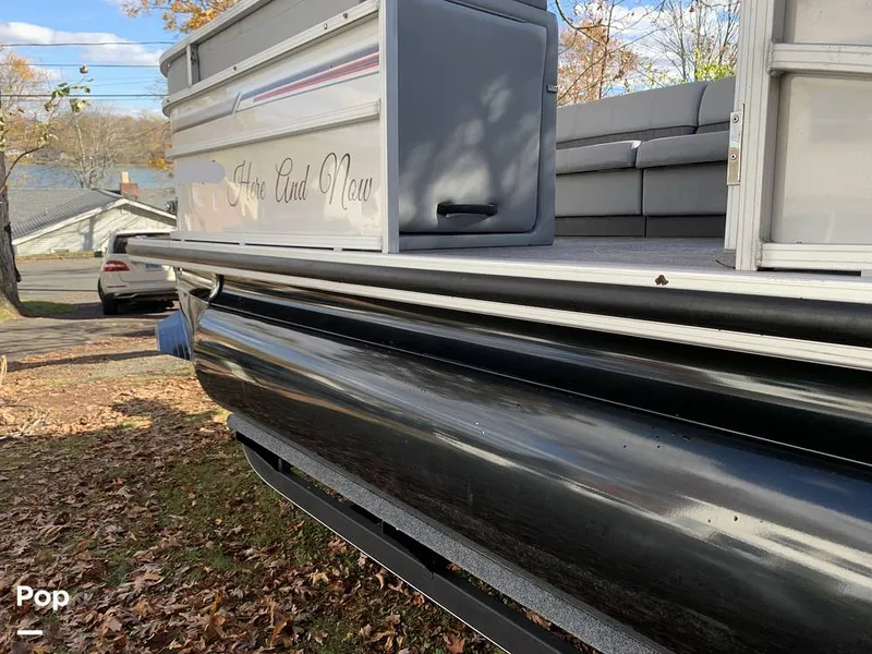 Slide: The Image of Ranger Boats Reata RP220C 2020 - 16014801