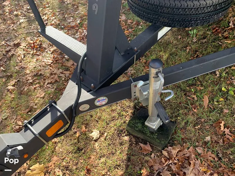 Slide: The Image of Ranger Boats Reata RP220C 2020 - 16014789