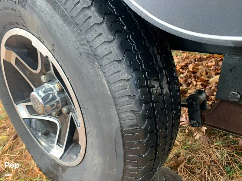 Slide: The Image of Ranger Boats Reata RP220C 2020 - 16014778