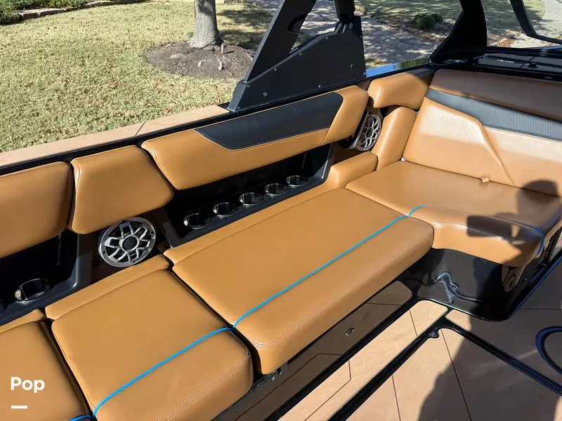 Slide: The Image of Axis A24 2022 - 16056203