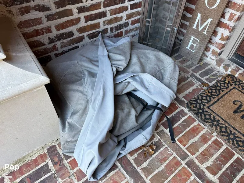 Slide: The Image of Axis A24 2022 - 16056209