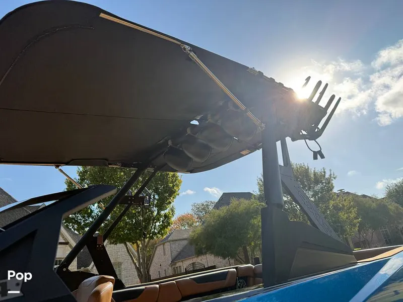 Slide: The Image of Axis A24 2022 - 16056127