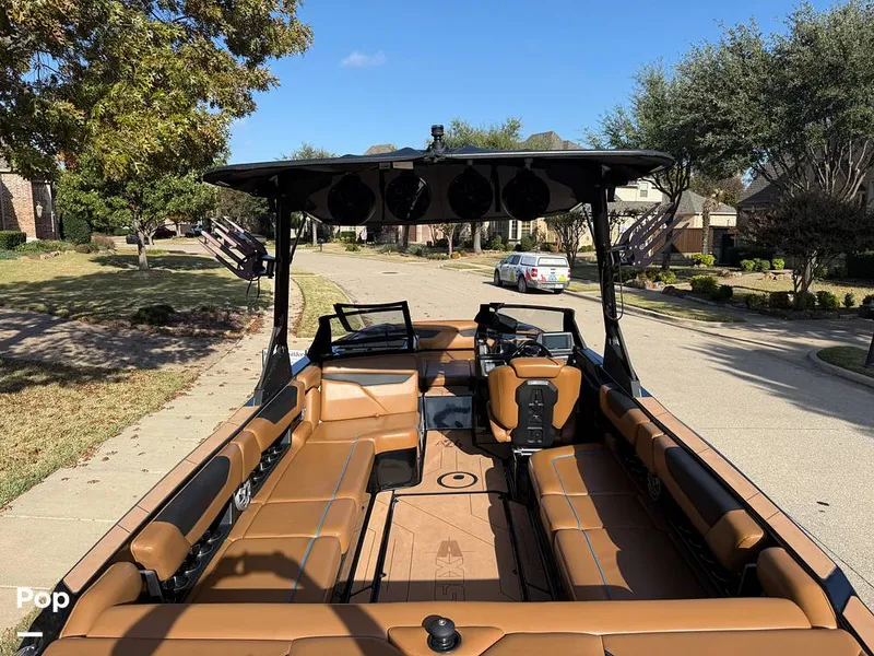 Slide: The Image of Axis A24 2022 - 16056144